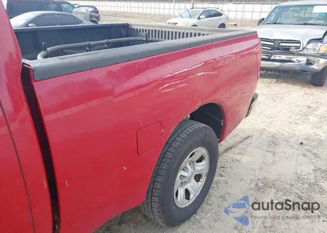 2005 Nissan Titan Xe z USA, uszkodzony, nr VIN 1N6BA06A35N560656